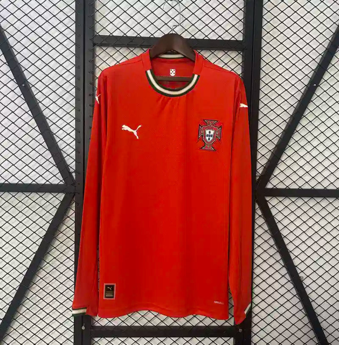 Camiseta Clásica Portugal Manga Larga 2025