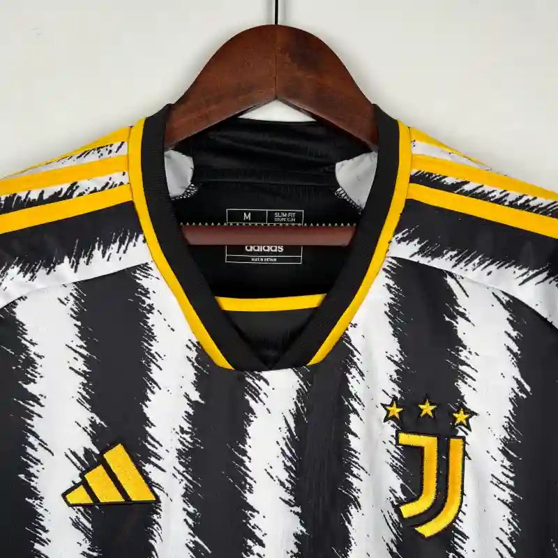 Camiseta Clásica Juventus de Turín 2023-24