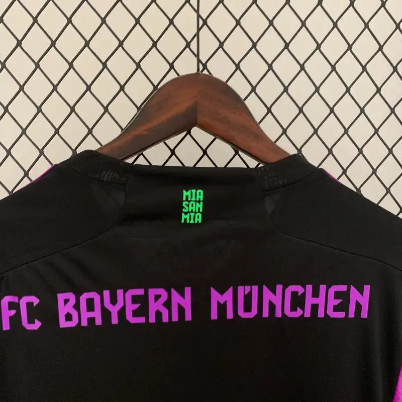 Camiseta Clásica FC Bayern Múnich Magna Larga Visitante 2023-24