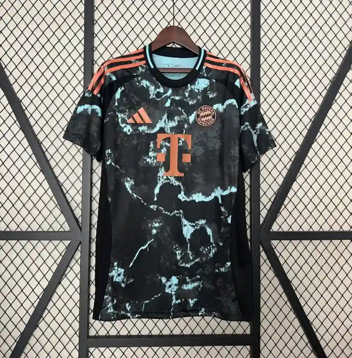 Camiseta Clásica FC Bayern Múnich Visitante 2024-25