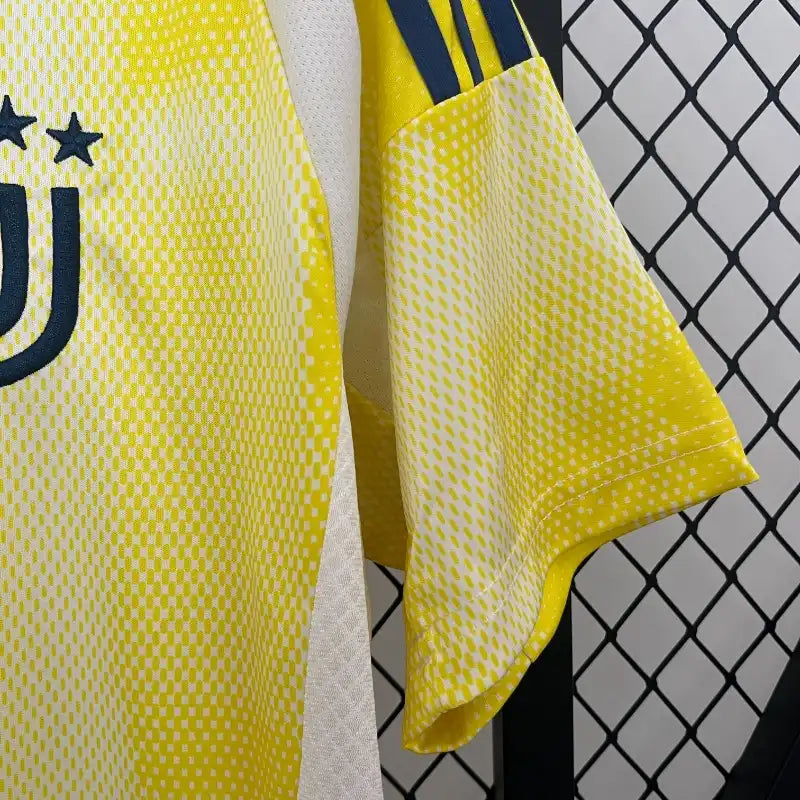 Camiseta Clásica Juventus de Turín Visitante 2024-25