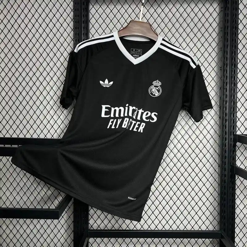 Camiseta Cláscia Real Madrid Portero Negra 2024-25