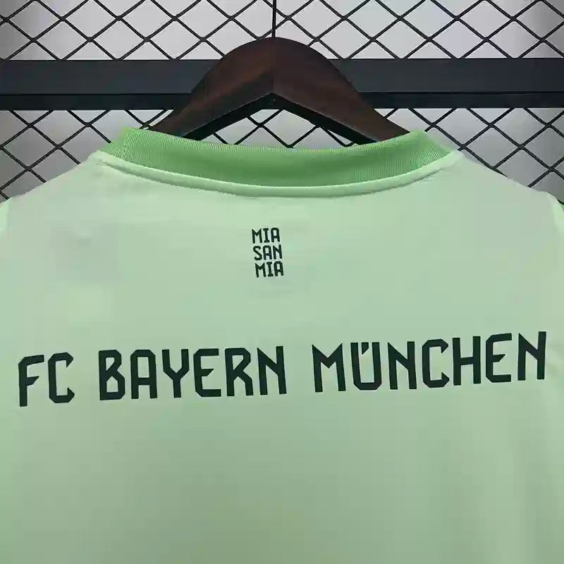 Camiseta Clásica FC Bayern Múnich Portero 2025-26