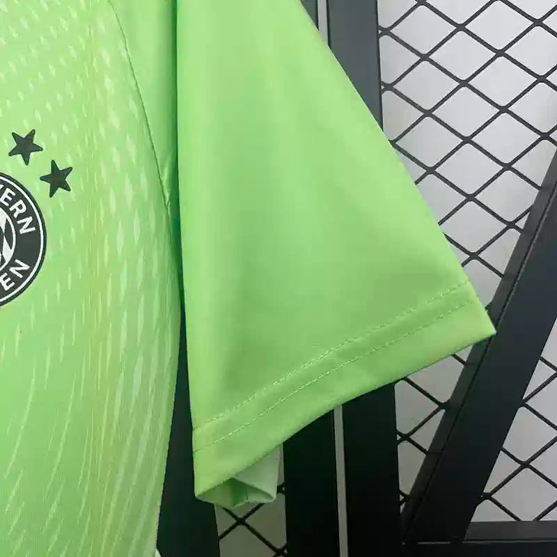 Camiseta Clásica FC Bayern Múnich Portero 2025-26