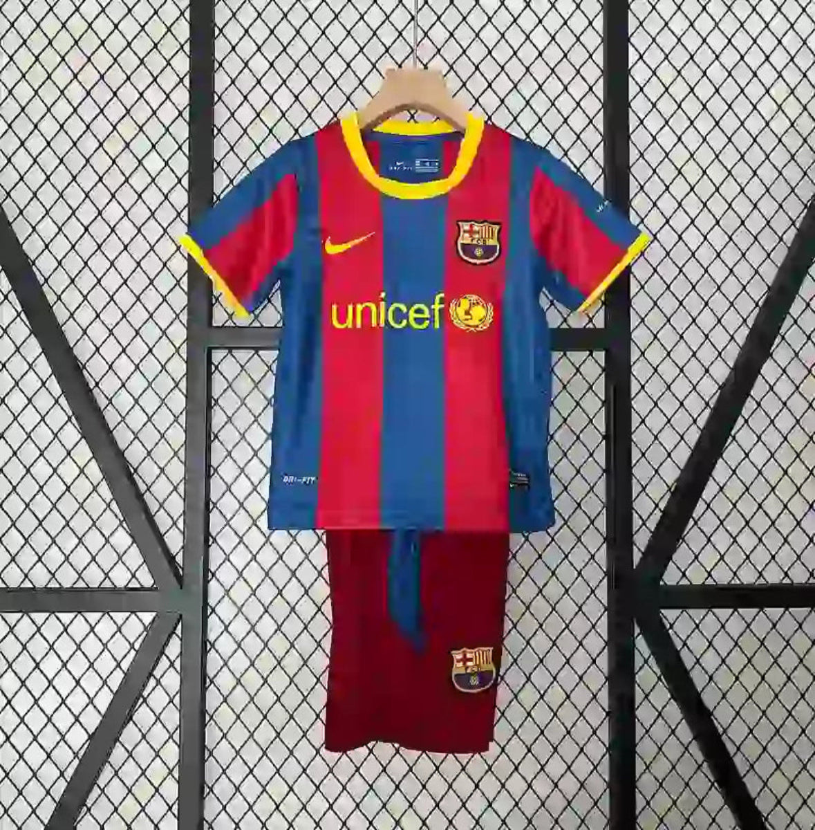 Equipación Infantil Clásica FC Barcelona 2010-11