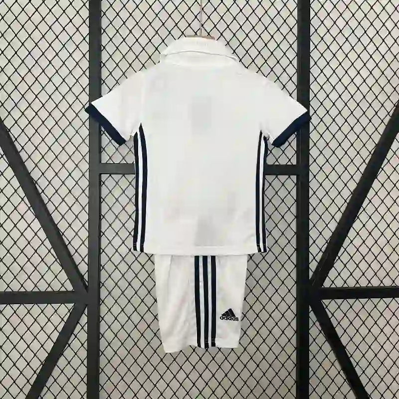 Equipación Clásica Real Madrid 2016-17