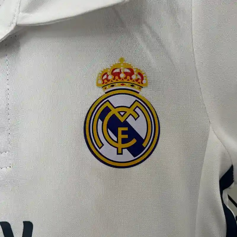 Equipación Clásica Real Madrid 2016-17