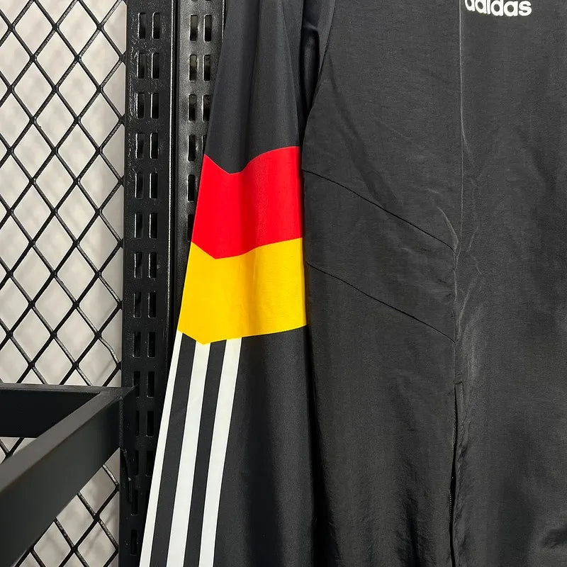 Chubasquero Selección Alemania Negra 2024