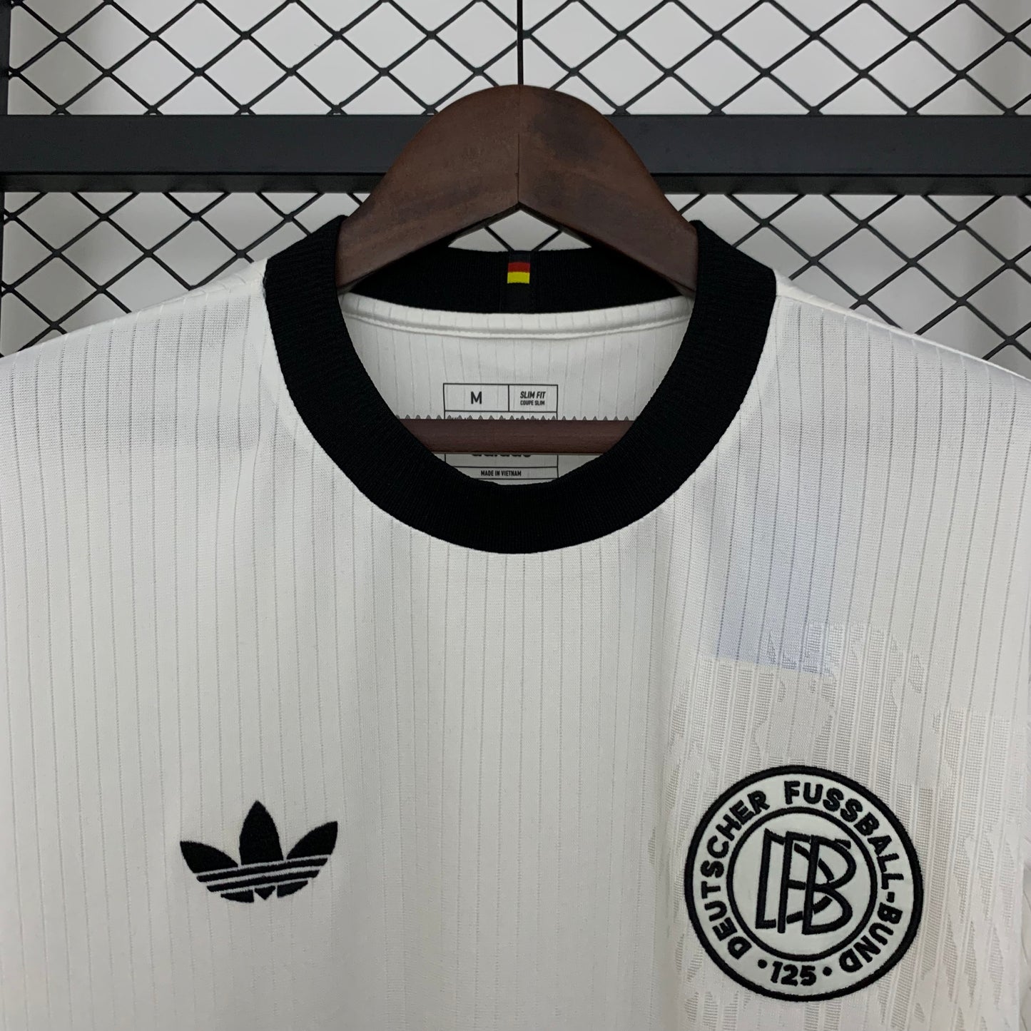 Camiseta Clásica Alemania 125 Aniversartio 2025