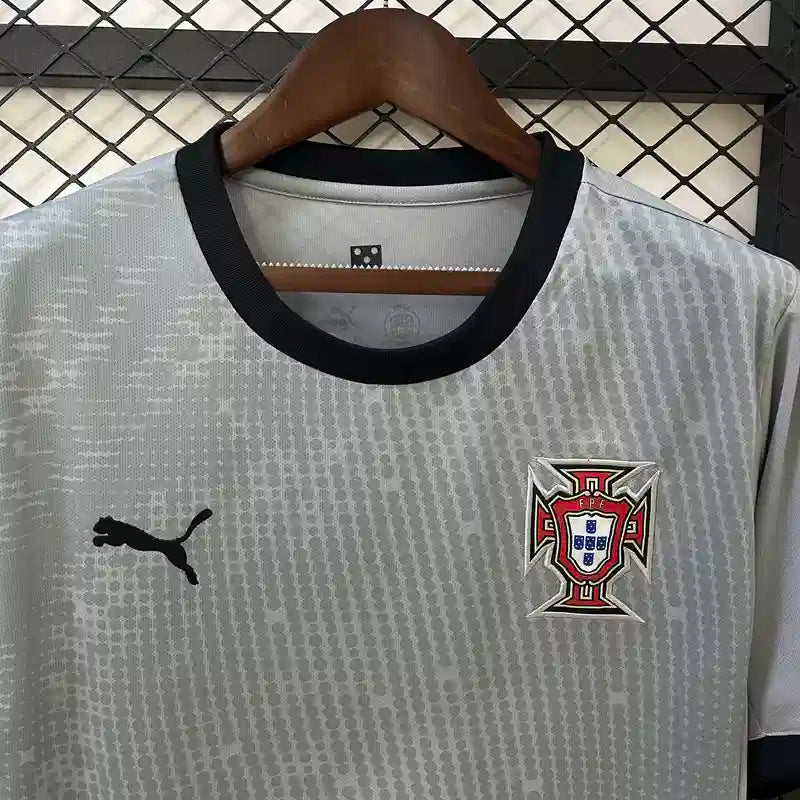 Camiseta Clásica Portugal Portero Gris 2025