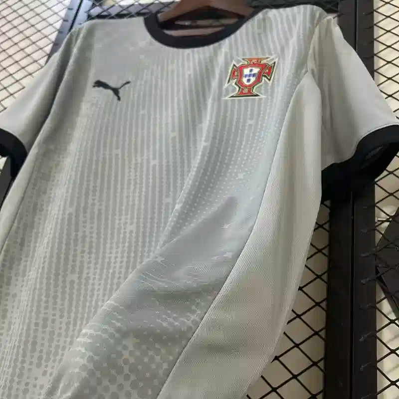 Camiseta Clásica Portugal Portero Gris 2025