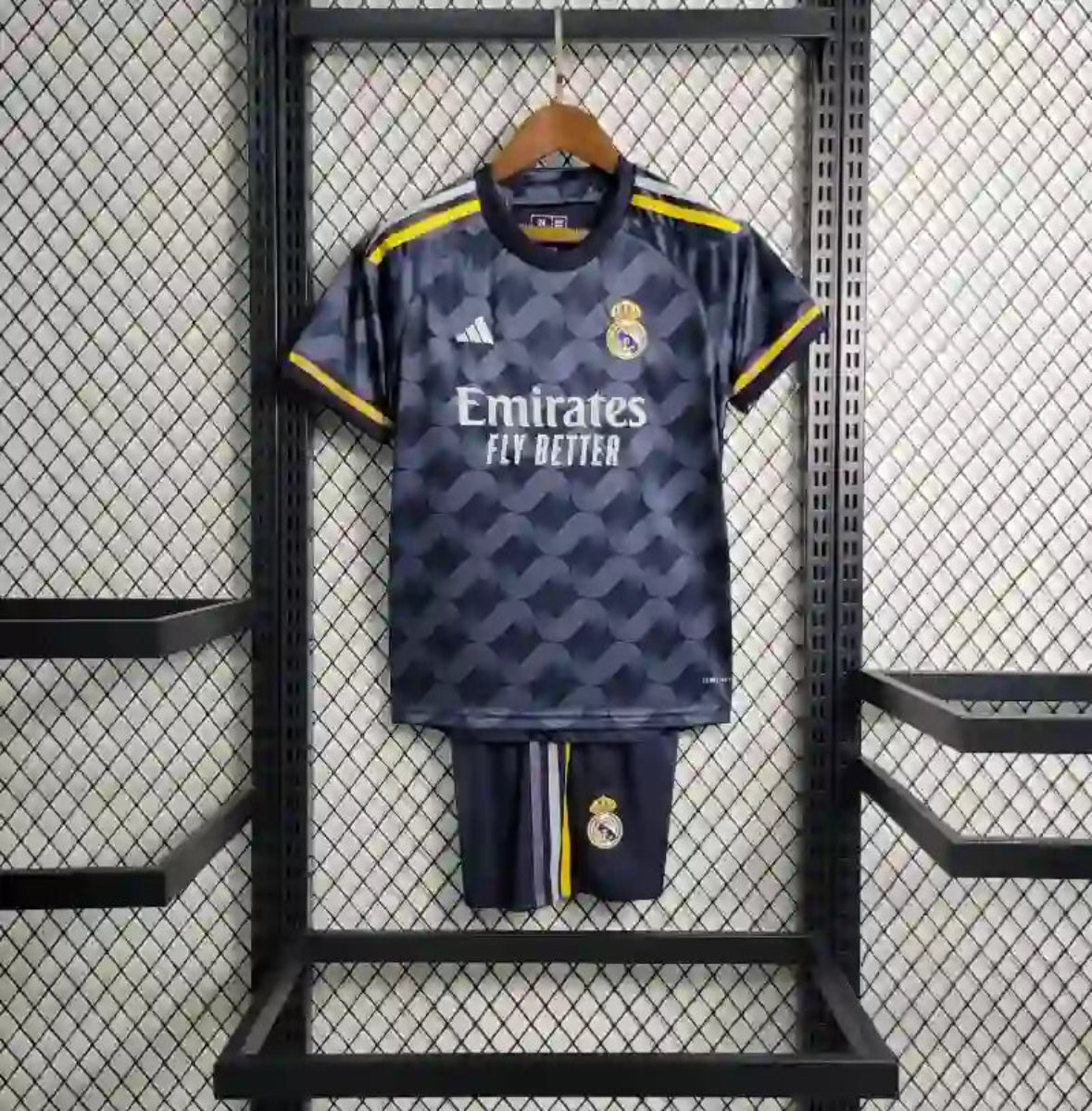 Equipación Real Madrid Visitante 2023-24