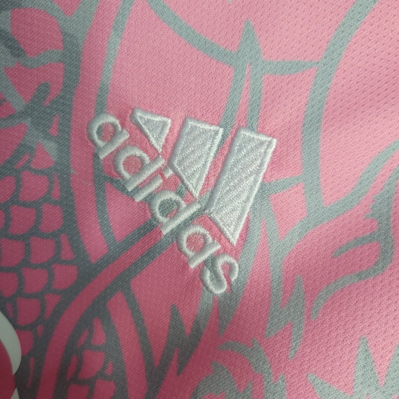 Camiseta Clásica Real Madrid Dragón Rosa 2023-24