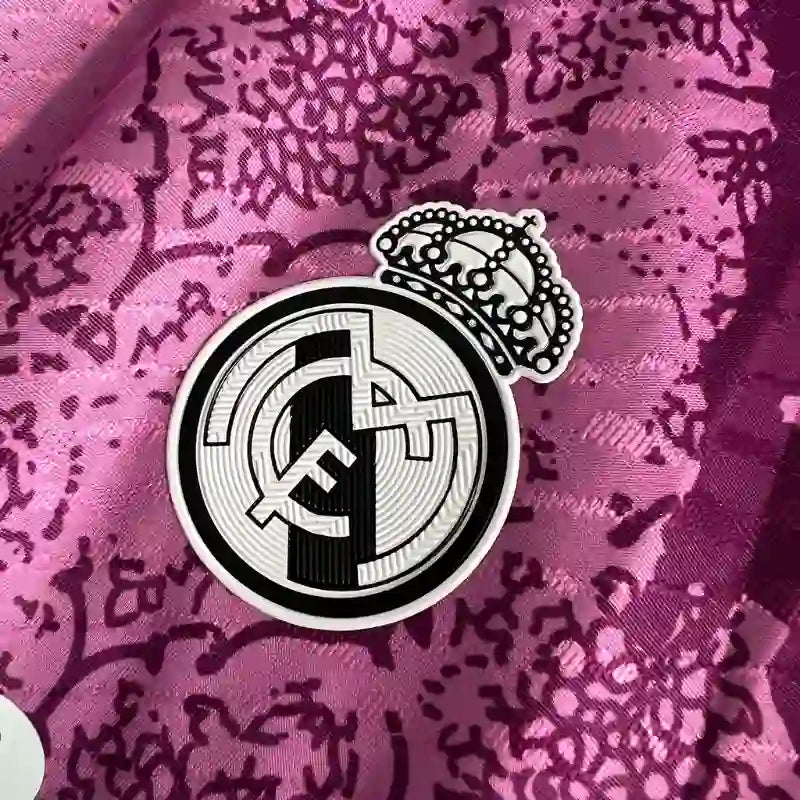 Camiseta Clásica Real Madrid Edición Rosa 2023-24