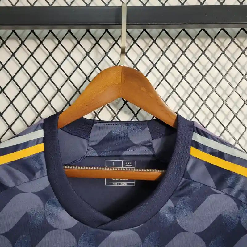 Camiseta Clásica Real Madrid Visitante Manga Larga 2023-24