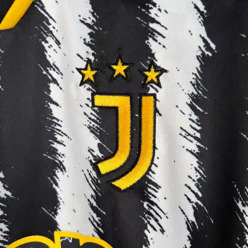 Camiseta Clásica Juventus de Turín 2023-24
