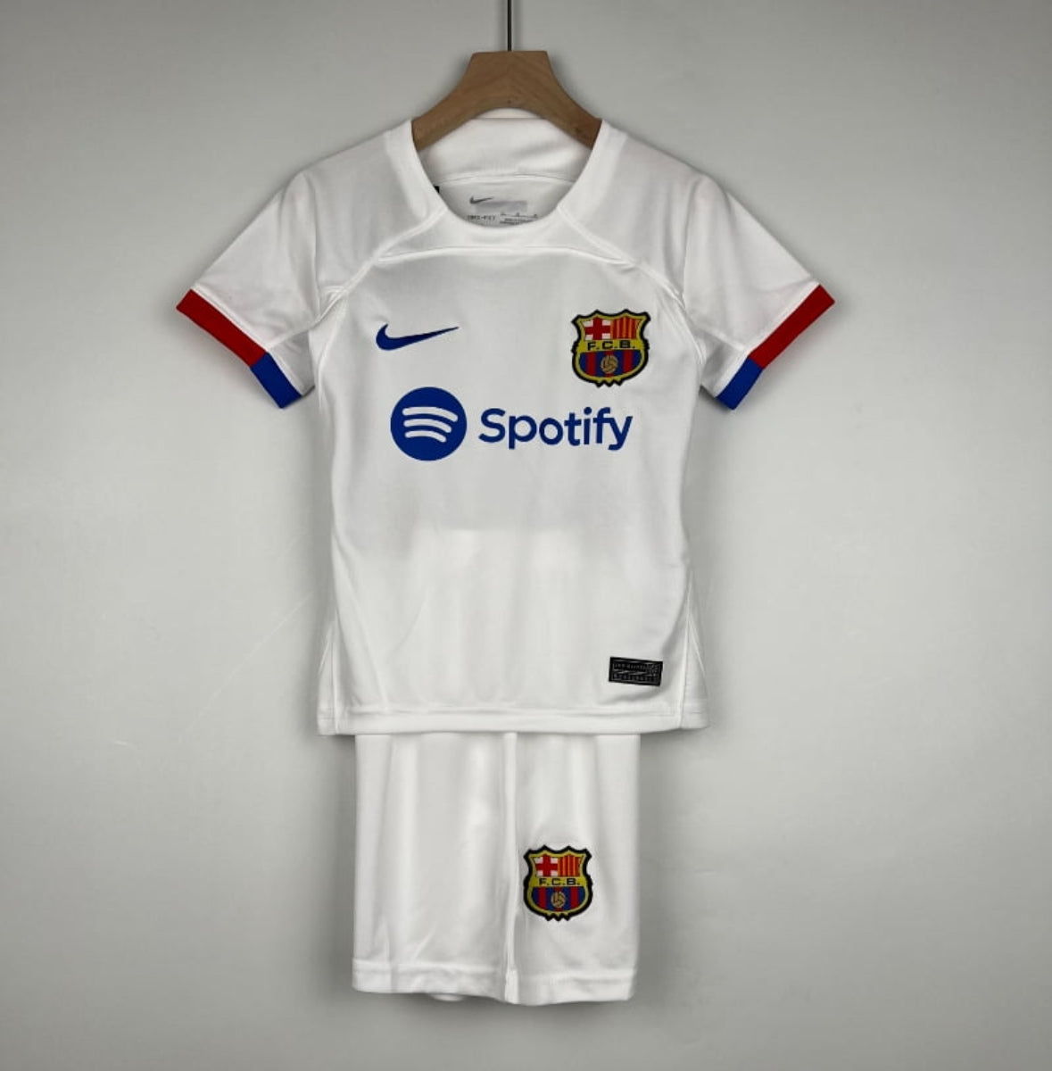 Equipación Infantil Clásica FC Barcelona Visitante 2023-24