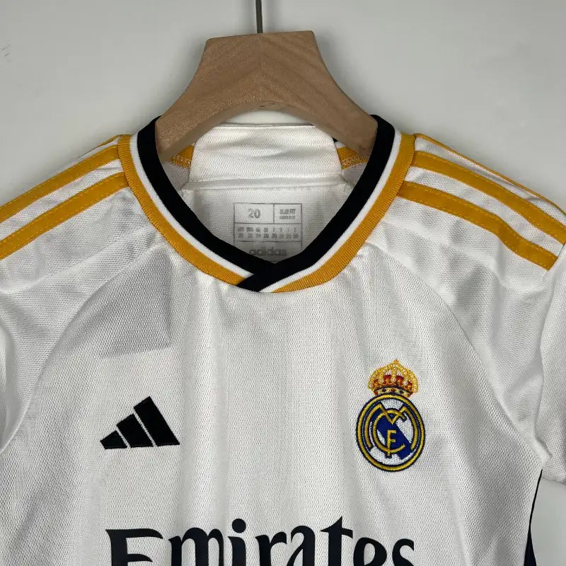 Equipación Real Madrid 2023-24