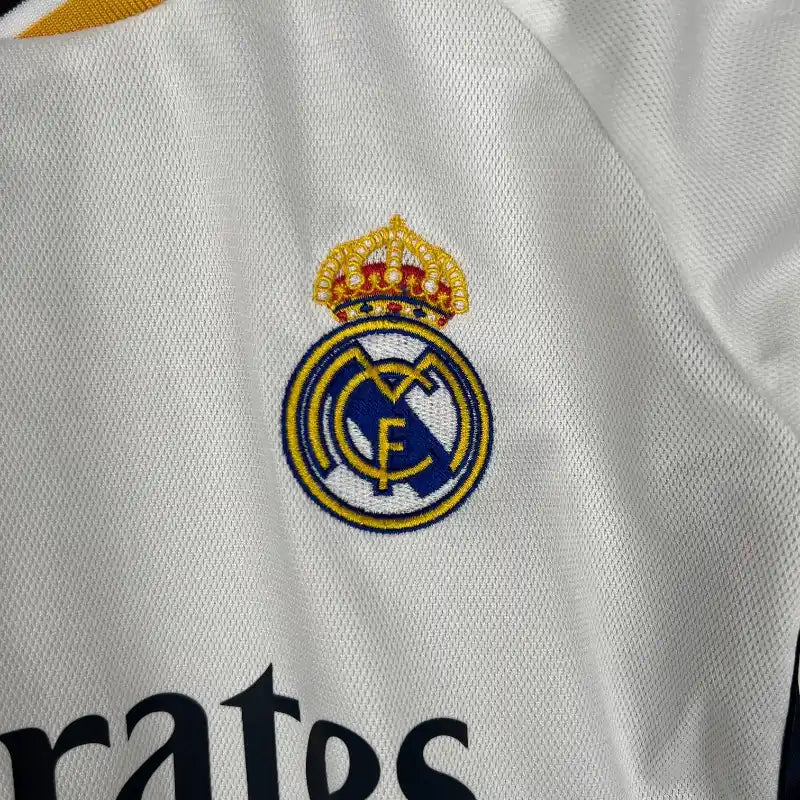 Equipación Real Madrid 2023-24
