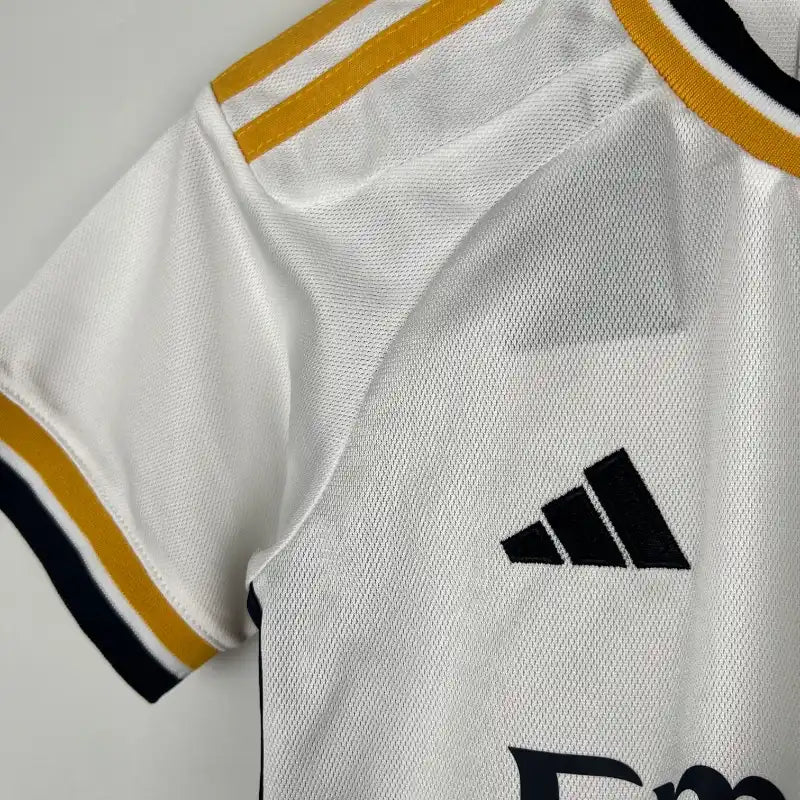 Equipación Real Madrid 2023-24