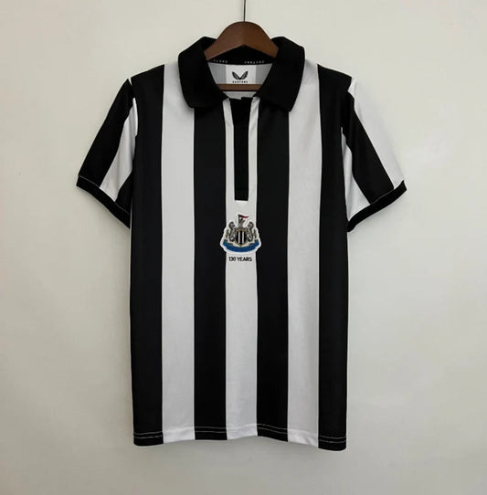 Camiseta Clásica Newcastle United FC 130 Aniversario 2022-23