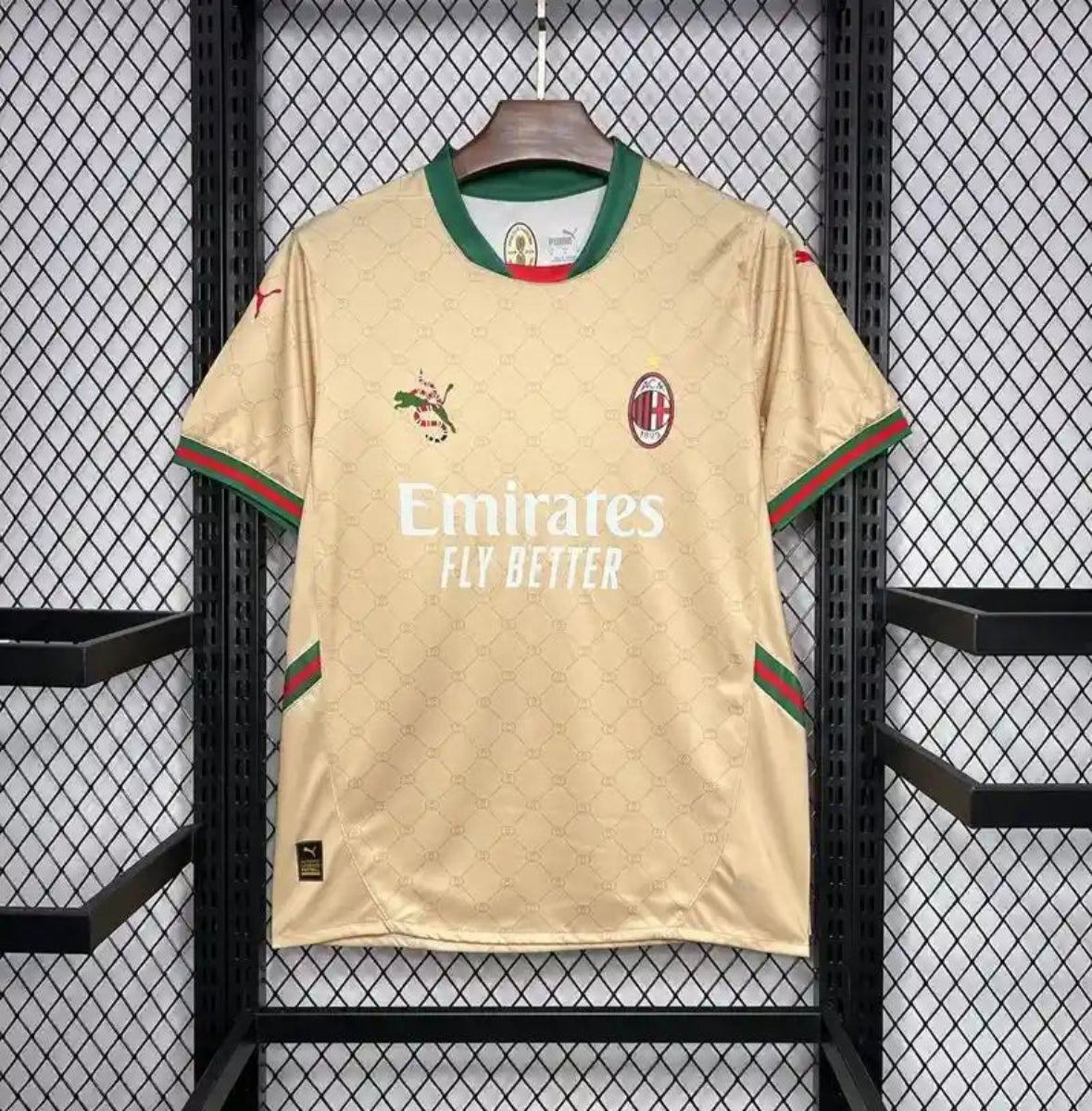 Camiseta Clásica AC Milán Gucci Edición Especial 2024-25