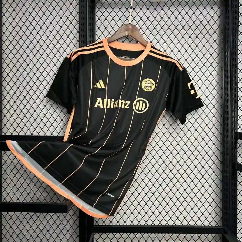 Camiseta Clásica FC Bayern Múnich Edición Especial 2024-25