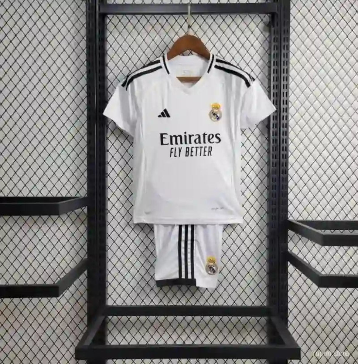 Equipación Real Madrid 2024-25