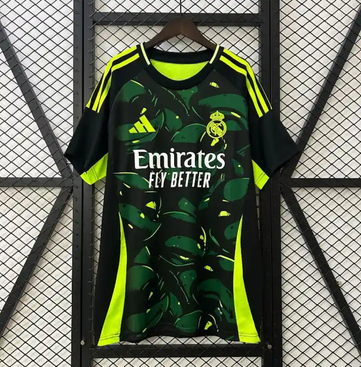 Camiseta Real Madrid Edición Especial Negra y Verde 2024-25