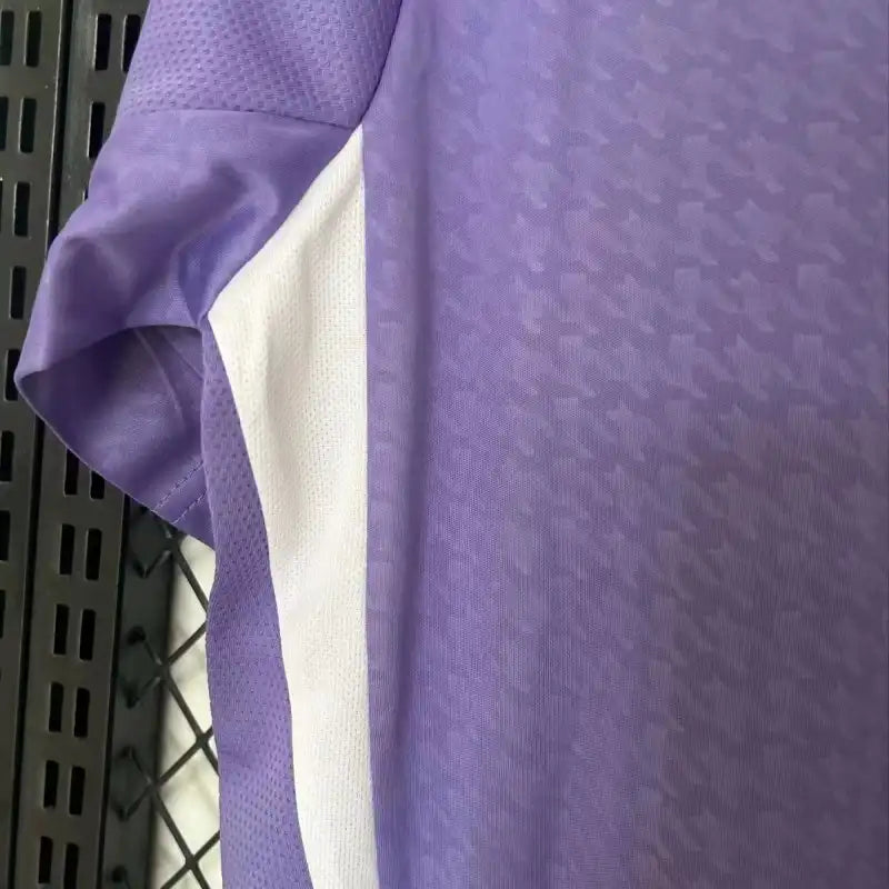Camiseta Clásica Real Madrid Visitante 2024-25