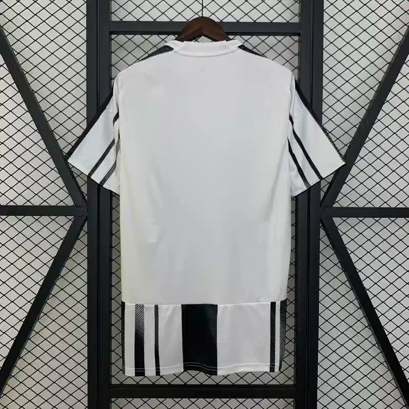 Camiseta Juventus de Turín 2025-26