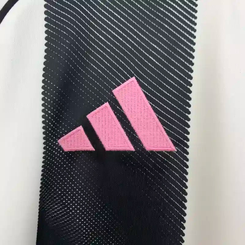 Camiseta Juventus de Turín 2025-26