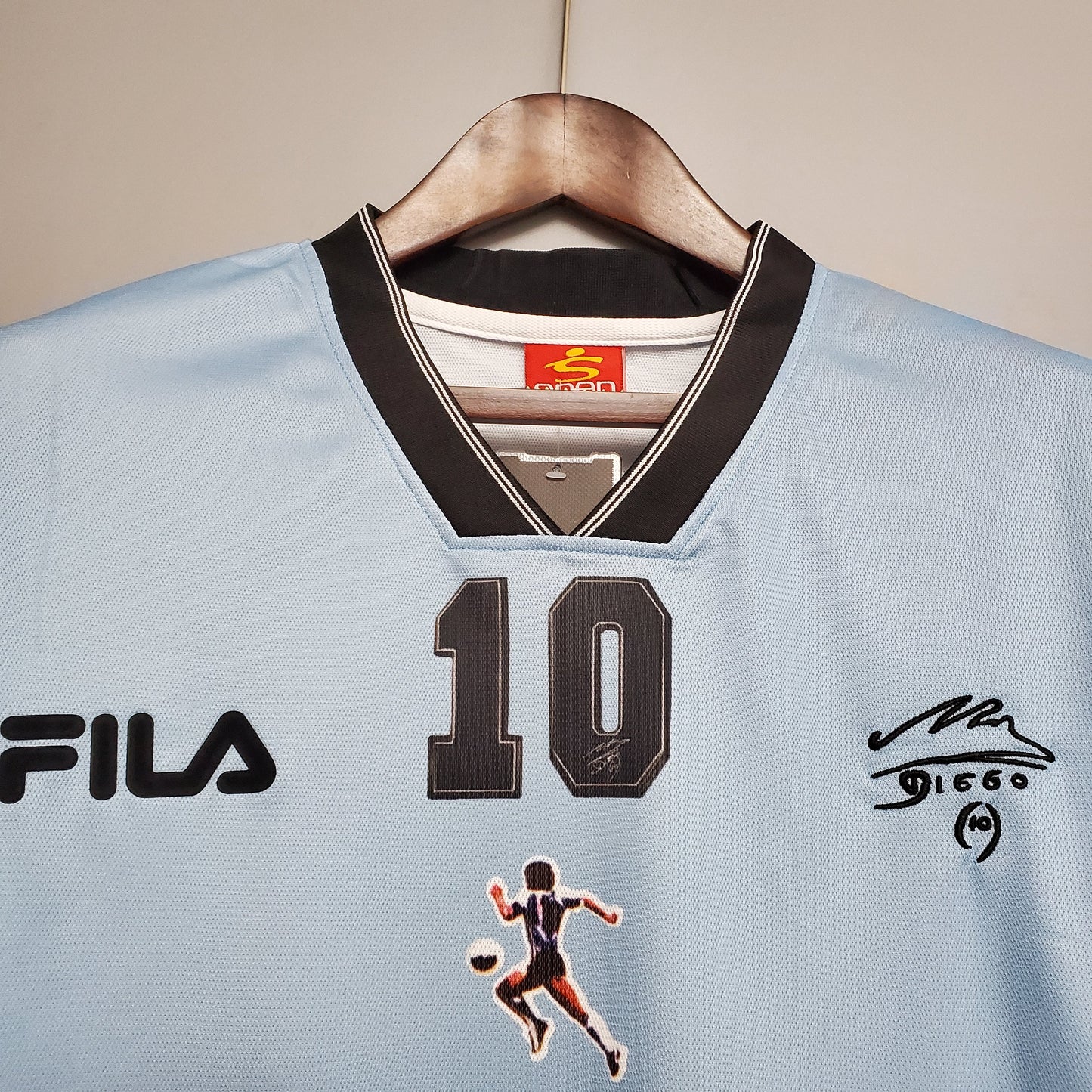 Camiseta Clásica Argentina Maradona Conmemoración 2001