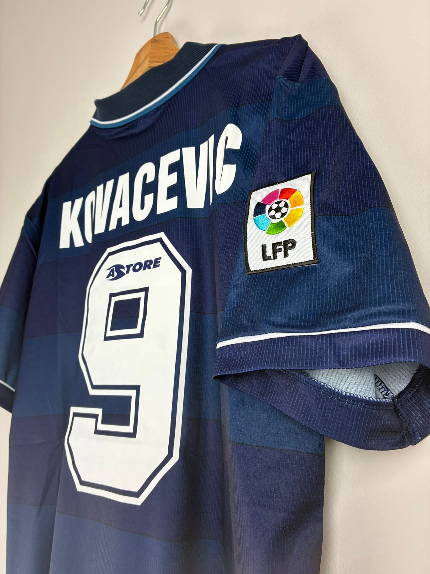 Real Sociedad Away Jersey 1998-00 KOVACEVIC