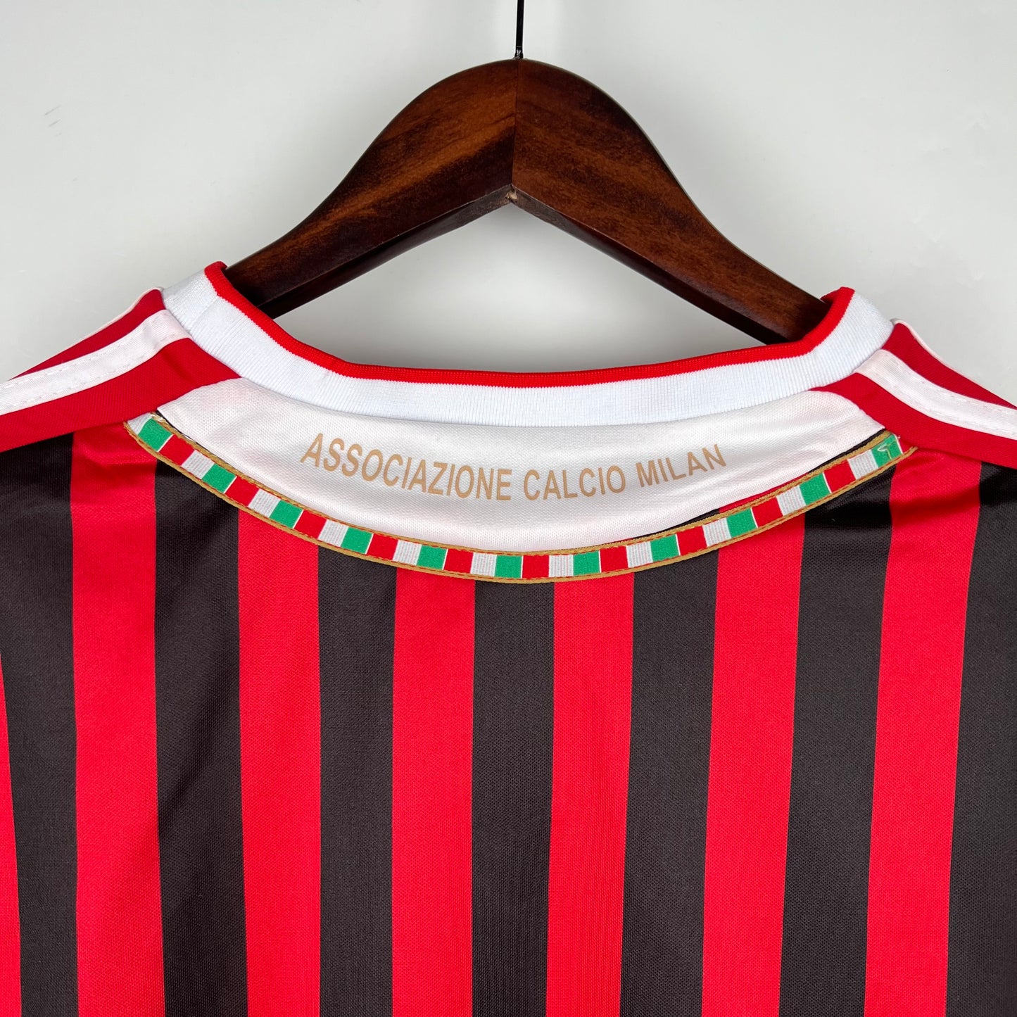 Camiseta Clásica AC Milán Manga Larga 2011-12