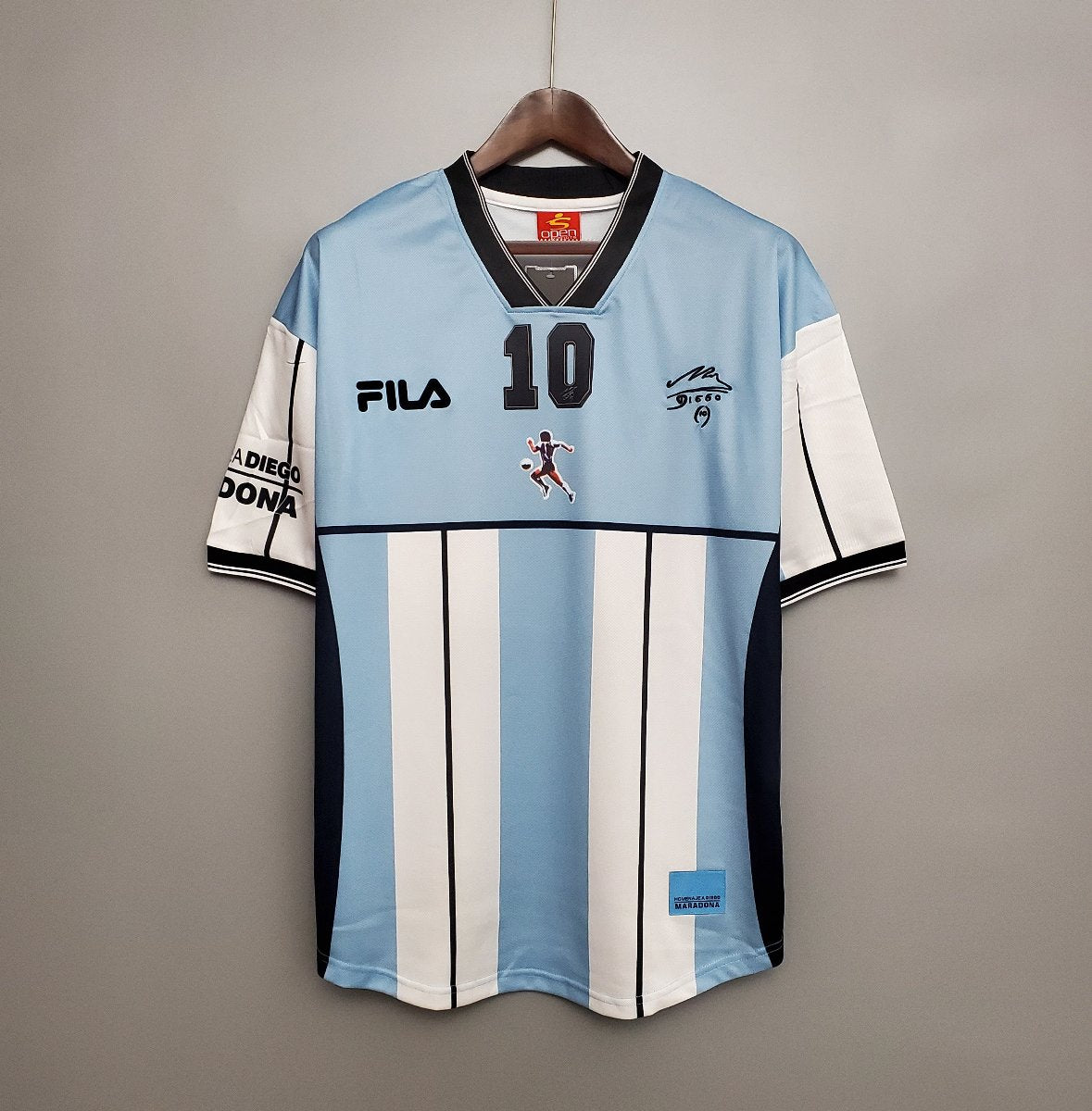 Camiseta Clásica Argentina Maradona Conmemoración 2001