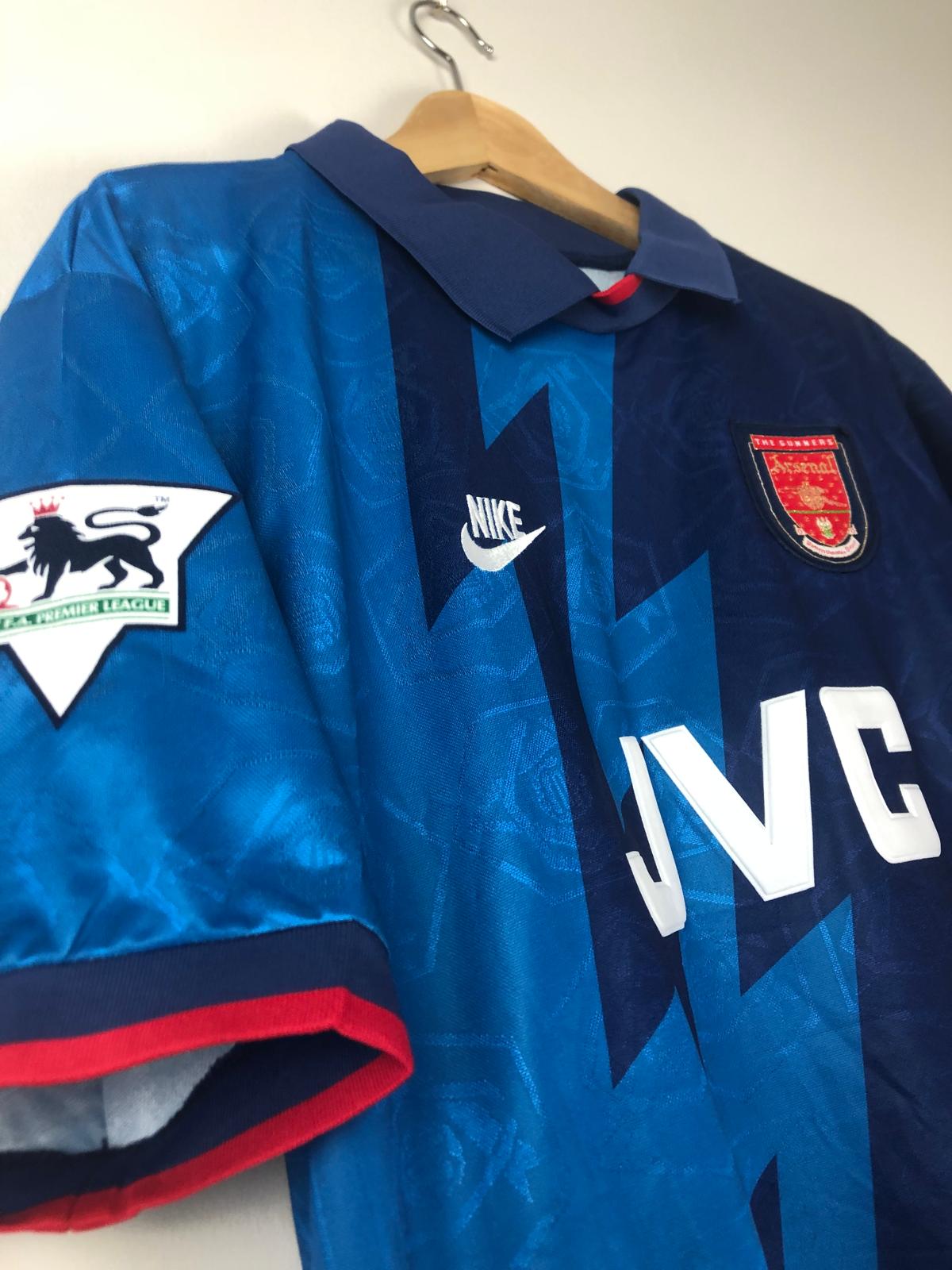Camiseta Clásica Bergkamp Arsenal FC Visitante 1995-96