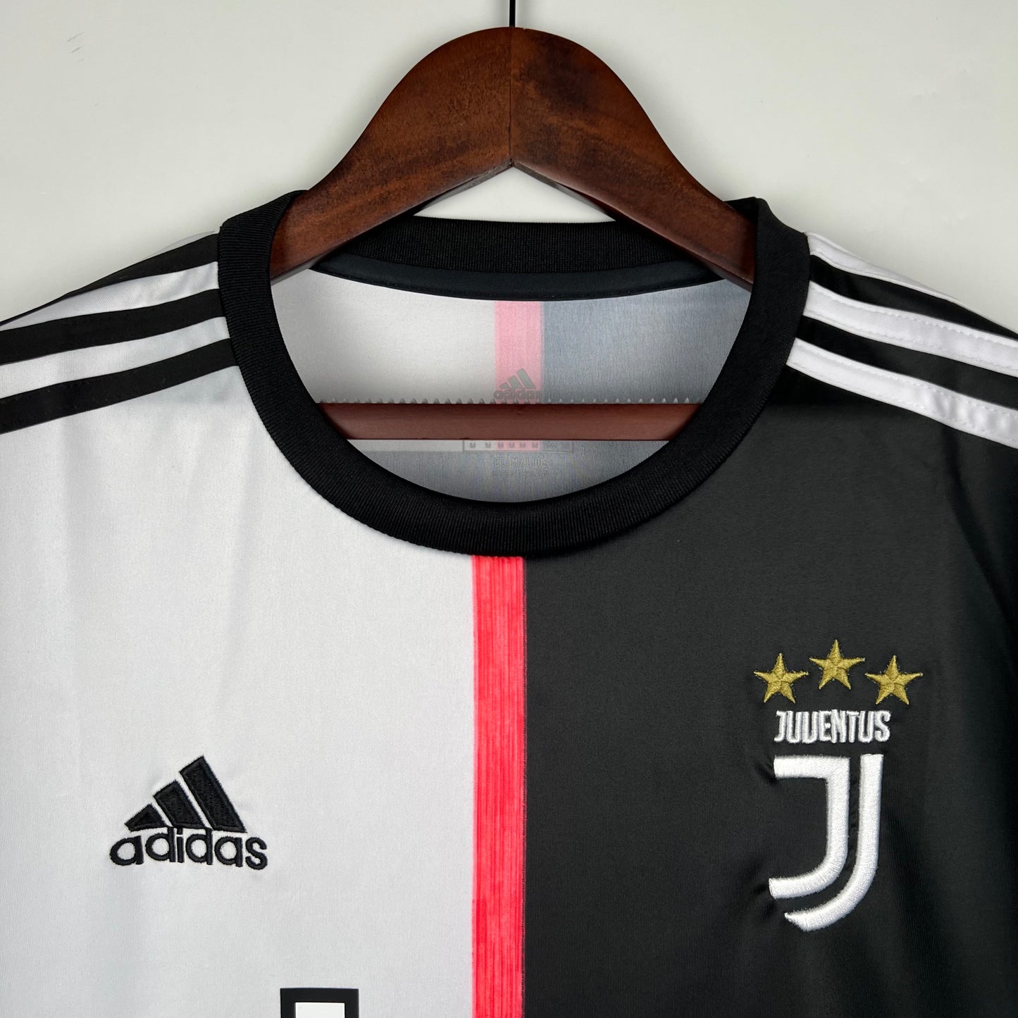Camiseta Clásica Juventus de Turín 2019-20