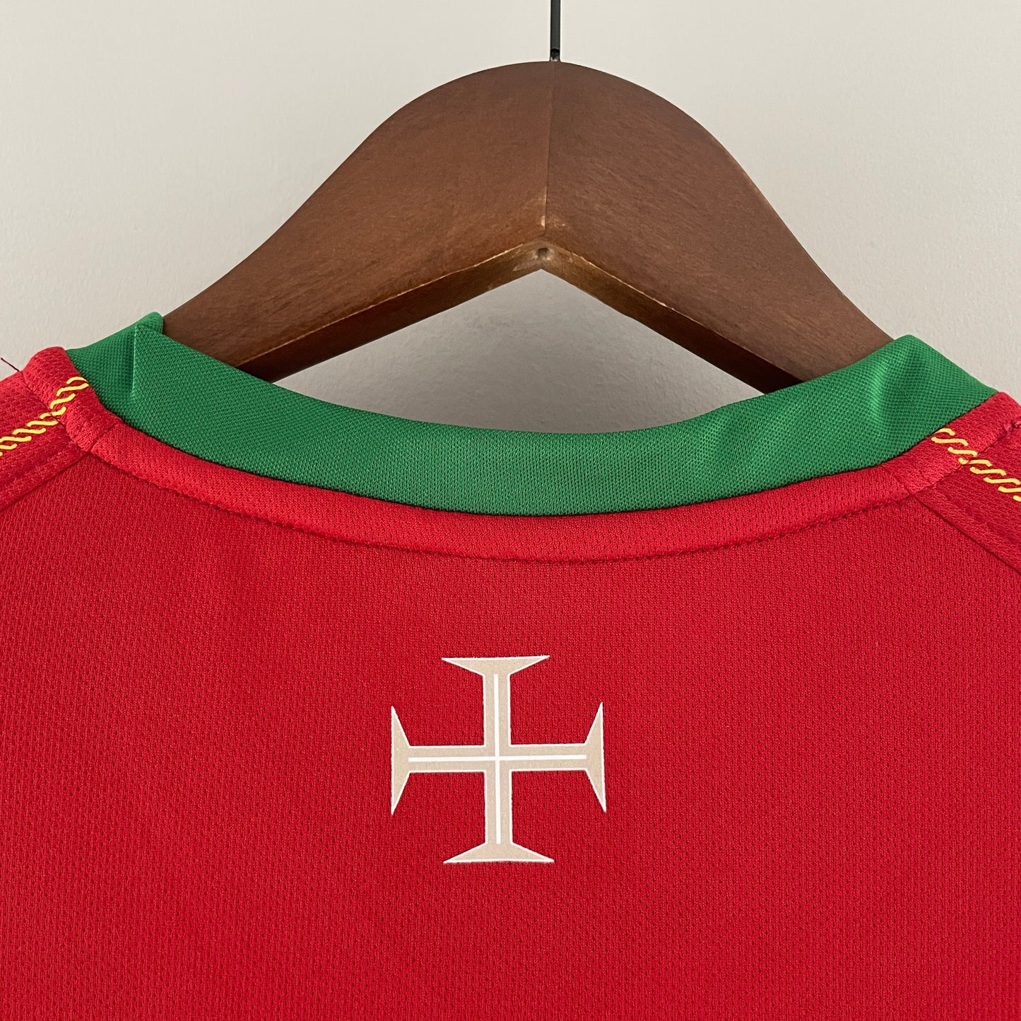 Camiseta Clásica Portugal Manga Larga 2006