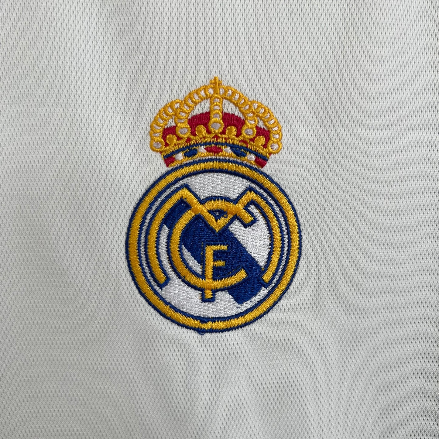 Camiseta Clásica Real Madrid + Parches 2023-24