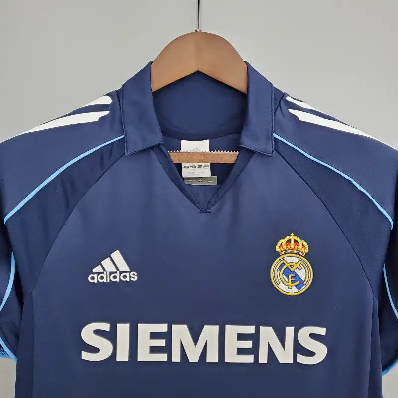 Camiseta Clásica Real Madrid Visitante 2005-06