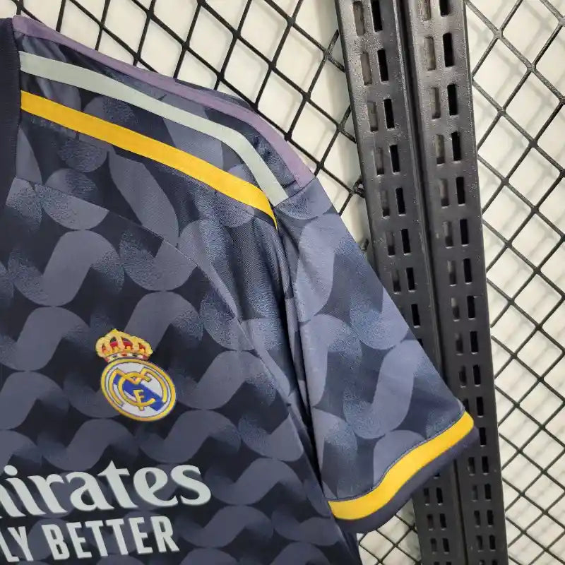 Camiseta Clásica Real Madrid Visitante 2023-24