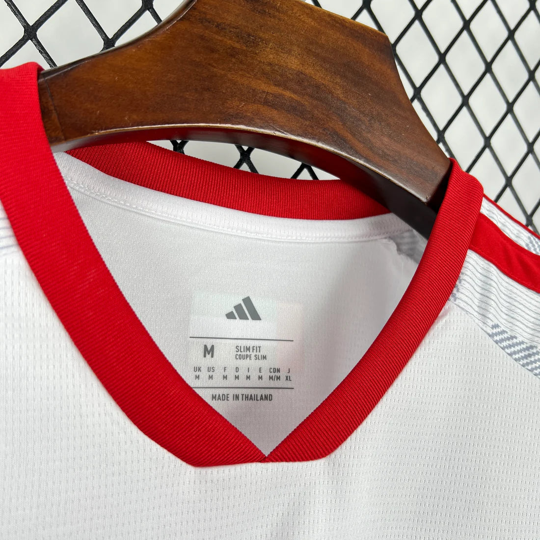 Camiseta Emiratos Arabes 2025-26 World Cup
