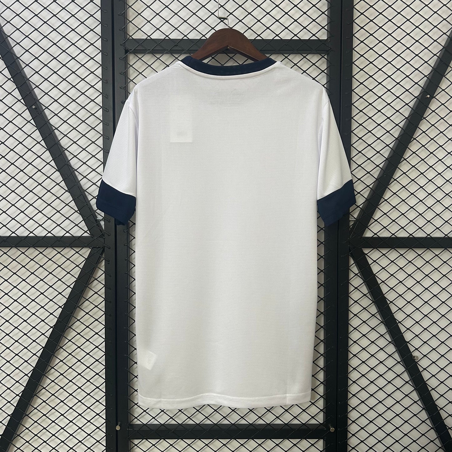 Camiseta Clásica Portugal Entrenamiento Blanca 2025