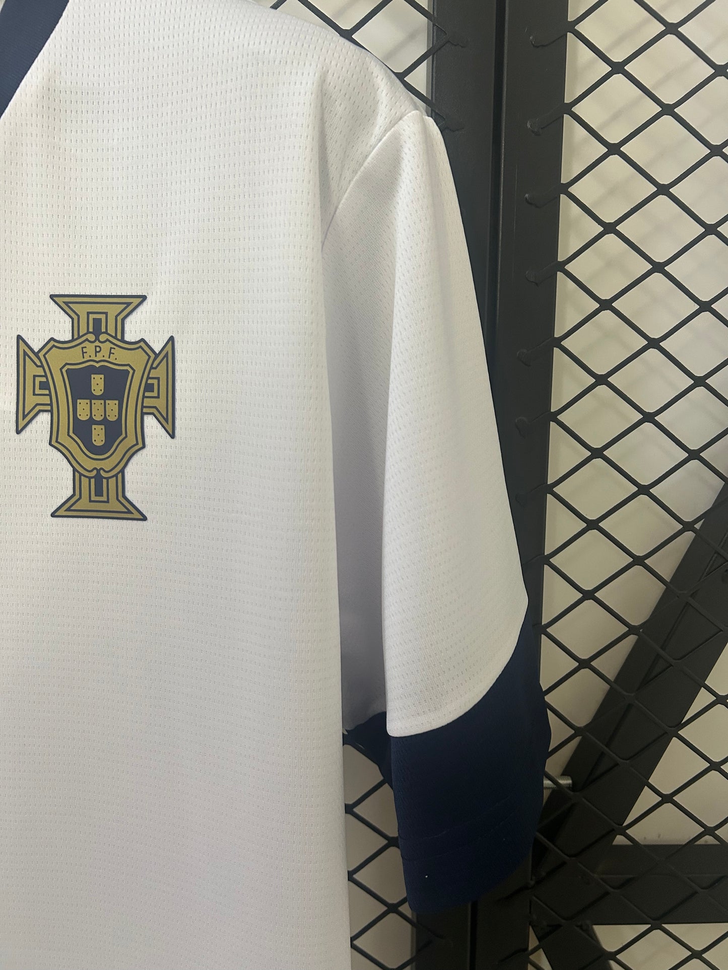 Camiseta Clásica Portugal Entrenamiento Blanca 2025