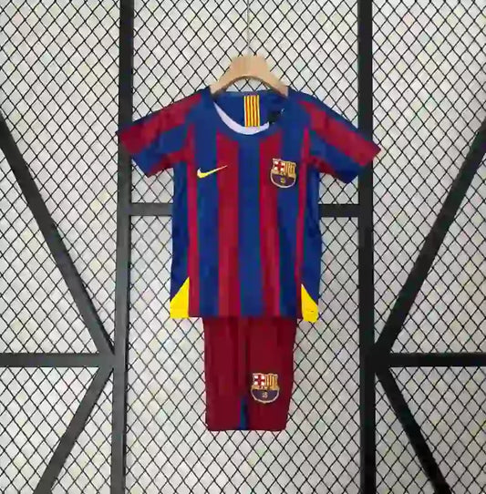 Equipación Infantil Clásica FC Barcelona 2005-06