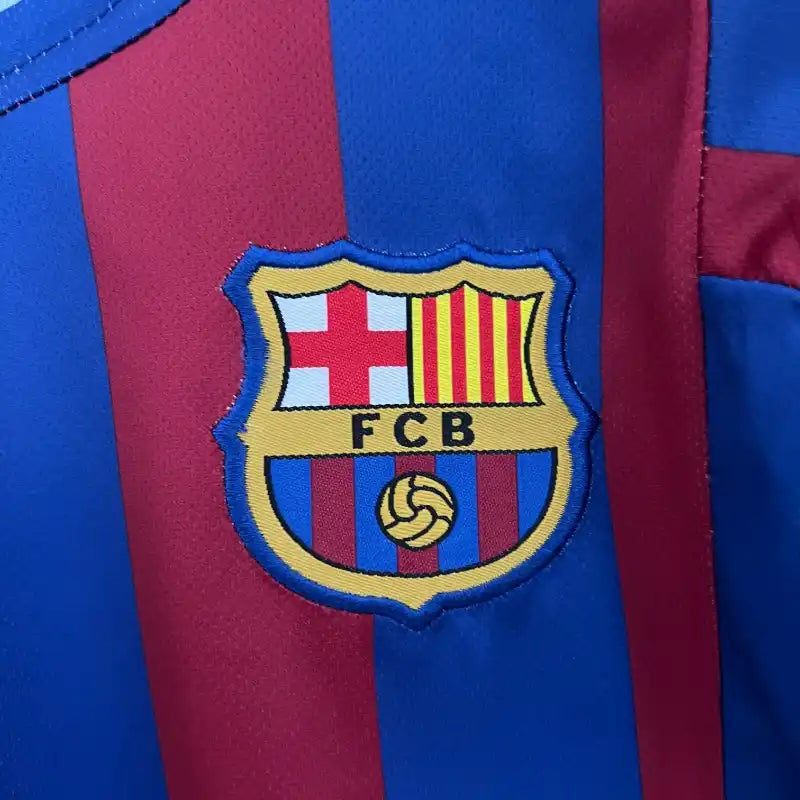 Equipación Infantil Clásica FC Barcelona 2005-06