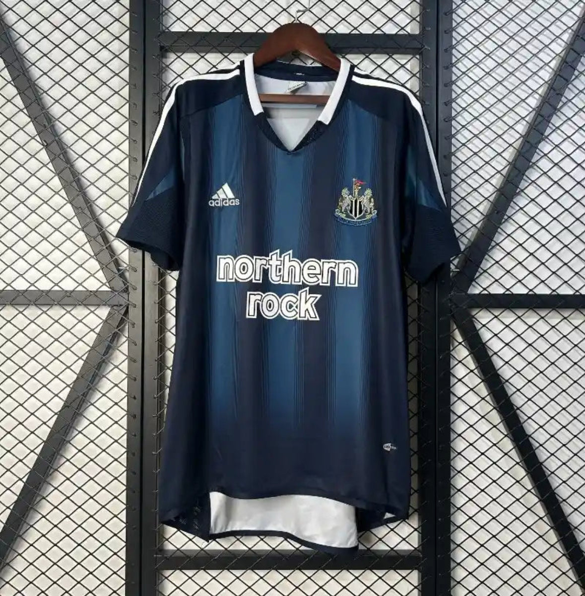 Camiseta Clásica Newcastle United FC Visitante 2005-06