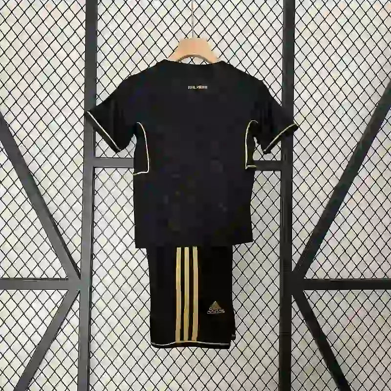 Equipación Clásica Real Madrid Visitante 2011-12