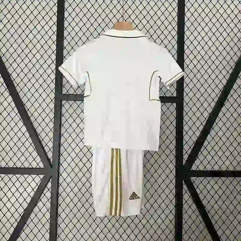 Equipación Clásica Real Madrid 2011-12